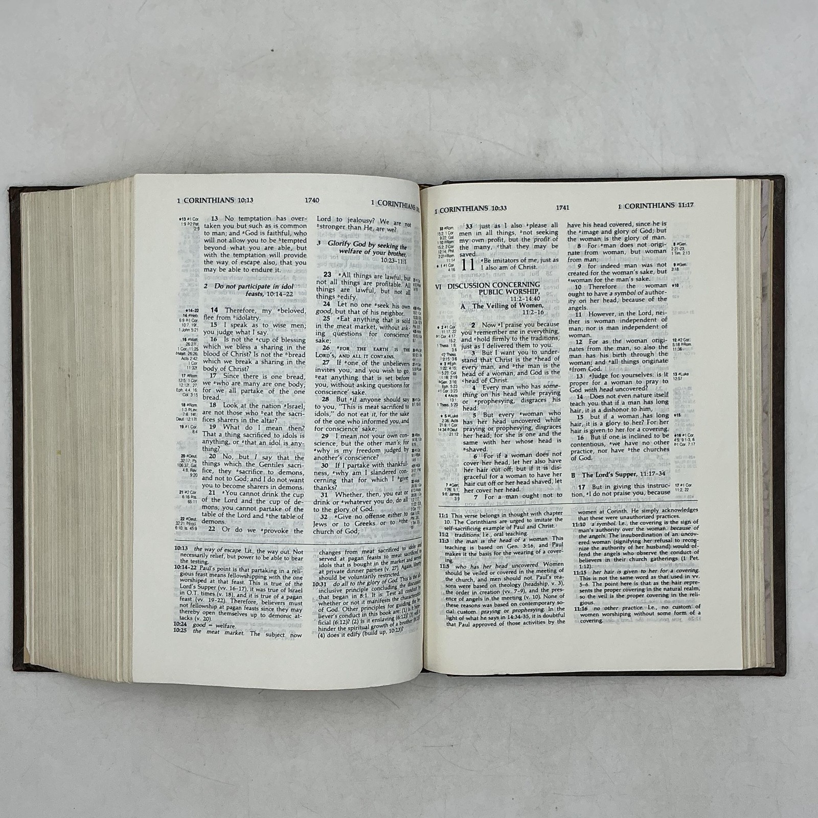 THE RYRIE STUDY BIBLE Charles Caldwell Ryrie 1978 Cloth Brown Moody Press